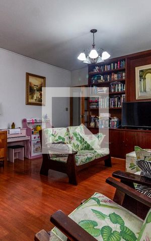 Apartamento à venda com 120m², 3 quartos e 1 vaga Apartamento à venda com 120m², 3 quartos e 1 vagaSala