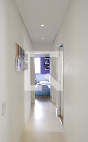 Apartamento à venda com 74m², 3 quartos e 1 vagaCorredor
