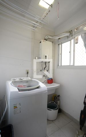 Apartamento à venda com 74m², 3 quartos e 1 vagaÁrea de Serviço