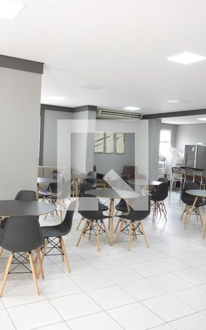 Apartamento à venda com 74m², 3 quartos e 1 vagaÁrea comum