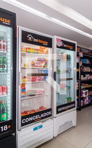 Apartamento para alugar com 34m², 1 quarto e 1 vagaMini Mercado