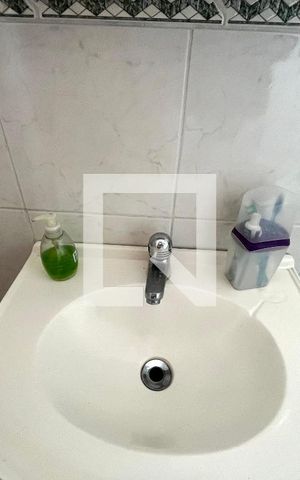 Casa à venda com 81m², 2 quartos e 2 vagas Casa à venda com 81m², 2 quartos e 2 vagasBanheiro da Suíte 2