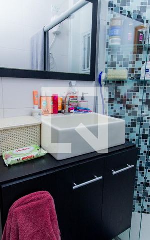 Casa à venda com 173m², 3 quartos e 2 vagas Casa à venda com 173m², 3 quartos e 2 vagasBanheiro 1 - suíte