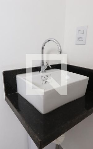 Apartamento à venda com 42m², 2 quartos e sem vagaBanheiro