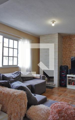Casa à venda com 170m², 4 quartos e 2 vagasSala