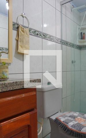Casa à venda com 170m², 4 quartos e 2 vagasBanheiro Corredor