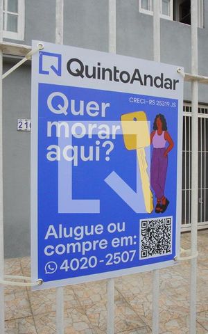 Casa à venda com 170m², 4 quartos e 2 vagasPlaquinha