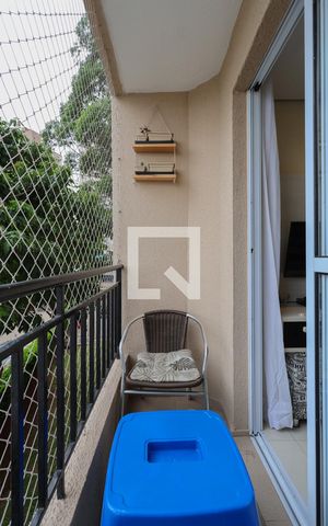 Apartamento à venda com 47m², 2 quartos e 1 vaga Apartamento à venda com 47m², 2 quartos e 1 vagaVaranda