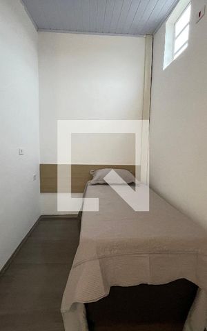 Casa à venda com 700m², 8 quartos e 2 vagas Casa à venda com 700m², 8 quartos e 2 vagasQuarto 3