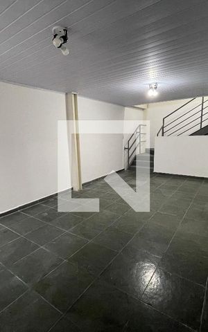 Casa à venda com 700m², 8 quartos e 2 vagas Casa à venda com 700m², 8 quartos e 2 vagasSala 2