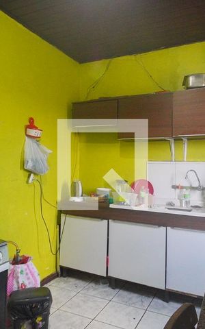Casa à venda com 140m², 3 quartos e 2 vagas Casa à venda com 140m², 3 quartos e 2 vagasCozinha