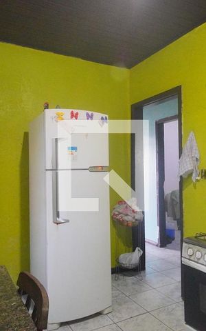 Casa à venda com 140m², 3 quartos e 2 vagas Casa à venda com 140m², 3 quartos e 2 vagasCozinha