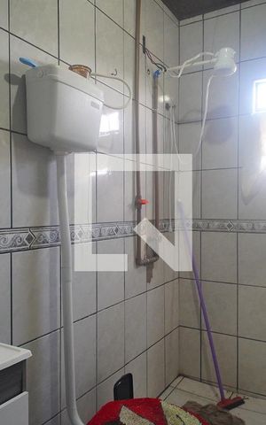 Casa à venda com 140m², 3 quartos e 2 vagas Casa à venda com 140m², 3 quartos e 2 vagasBanheiro