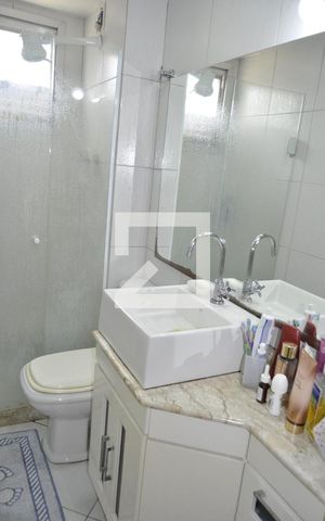 Apartamento à venda com 75m², 2 quartos e 1 vagaBanheiro