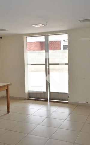 Apartamento à venda com 75m², 2 quartos e 1 vagaÁrea comum