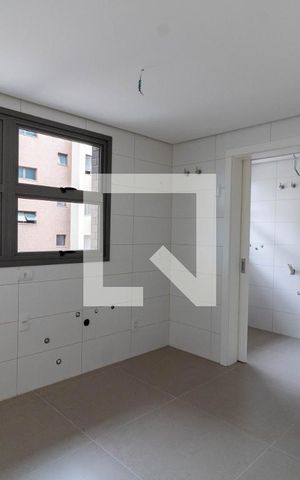 Apartamento à venda com 120m², 3 quartos e 2 vagas Apartamento à venda com 120m², 3 quartos e 2 vagasCozinha