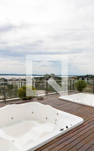 Apartamento à venda com 120m², 3 quartos e 2 vagas Apartamento à venda com 120m², 3 quartos e 2 vagasÁrea comum - Piscina