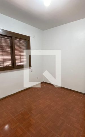 Casa para alugar com 350m², 3 quartos e 6 vagas Casa para alugar com 350m², 3 quartos e 6 vagasQuarto 2