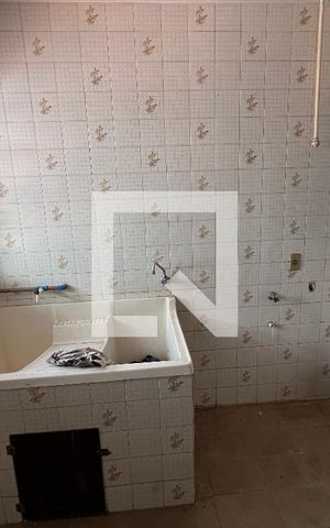 Casa para alugar com 350m², 3 quartos e 6 vagas Casa para alugar com 350m², 3 quartos e 6 vagasÁrea de Serviço