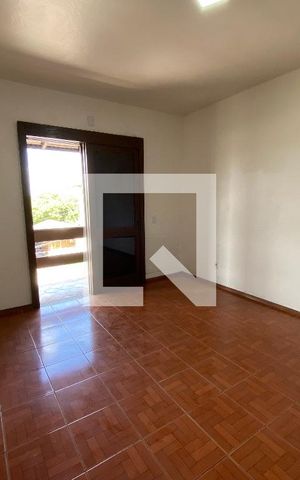 Casa para alugar com 350m², 3 quartos e 6 vagas Casa para alugar com 350m², 3 quartos e 6 vagasSuite