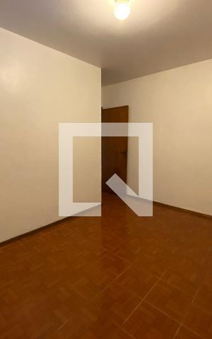 Casa para alugar com 350m², 3 quartos e 6 vagas Casa para alugar com 350m², 3 quartos e 6 vagasQuarto 1