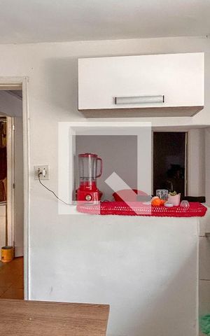 Casa à venda com 180m², 4 quartos e 2 vagas Casa à venda com 180m², 4 quartos e 2 vagasCasa 3- Cozinha