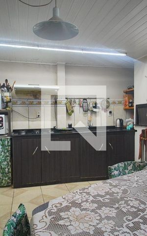 Casa à venda com 286m², 4 quartos e 2 vagas Casa à venda com 286m², 4 quartos e 2 vagasCozinha