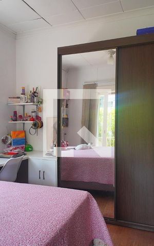 Casa à venda com 286m², 4 quartos e 2 vagas Casa à venda com 286m², 4 quartos e 2 vagasQuarto 2