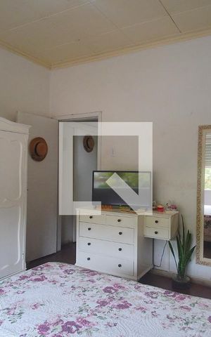 Casa à venda com 286m², 4 quartos e 2 vagas Casa à venda com 286m², 4 quartos e 2 vagasQuarto 1
