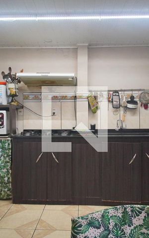 Casa à venda com 286m², 4 quartos e 2 vagas Casa à venda com 286m², 4 quartos e 2 vagasCozinha