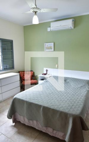 Casa à venda com 360m², 7 quartos e 4 vagasEdicula