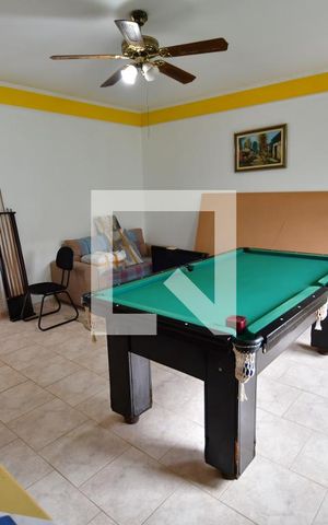 Casa à venda com 360m², 7 quartos e 4 vagasSala