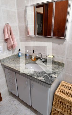 Casa à venda com 360m², 7 quartos e 4 vagasEdicula