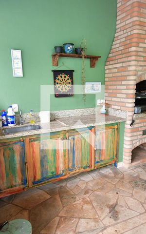 Casa à venda com 360m², 7 quartos e 4 vagasÁrea Externa