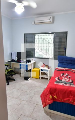 Casa à venda com 360m², 7 quartos e 4 vagasEdicula