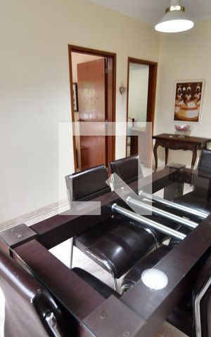 Casa à venda com 360m², 7 quartos e 4 vagasEdicula