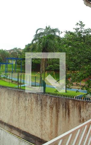 Casa à venda com 166m², 3 quartos e 4 vagasSacada Suíte 3