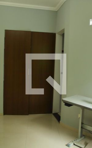 Casa à venda com 166m², 3 quartos e 4 vagasSuíte 1
