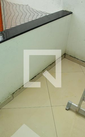 Casa à venda com 166m², 3 quartos e 4 vagasSacada Suíte 2