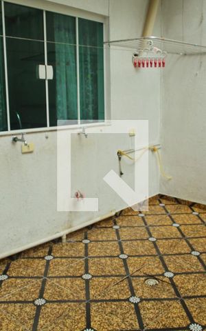 Casa à venda com 166m², 3 quartos e 4 vagasÁrea de Serviço