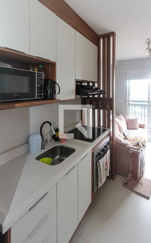 Apartamento à venda com 28m², 1 quarto e sem vaga Apartamento à venda com 28m², 1 quarto e sem vagaCozinha e Área de Serviço