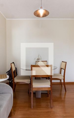 Apartamento à venda com 55m², 2 quartos e 1 vaga Apartamento à venda com 55m², 2 quartos e 1 vagaSala