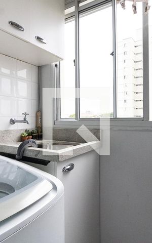 Apartamento à venda com 55m², 2 quartos e 1 vaga Apartamento à venda com 55m², 2 quartos e 1 vagaLavanderia