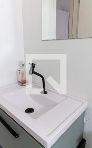 Apartamento à venda com 55m², 2 quartos e 1 vaga Apartamento à venda com 55m², 2 quartos e 1 vagaBanheiro