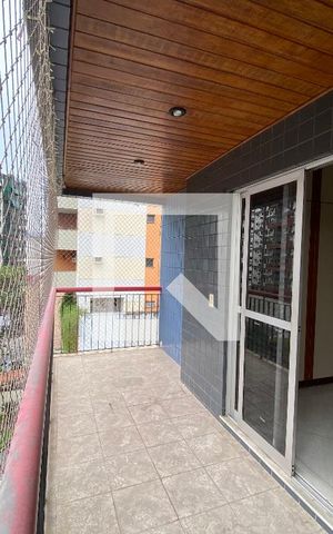 Apartamento à venda com 105m², 3 quartos e 2 vagasVaranda Quarto 3
