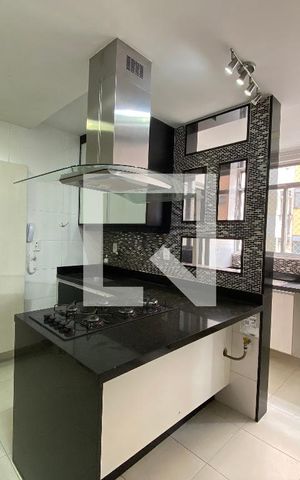 Apartamento à venda com 105m², 3 quartos e 2 vagasCozinha