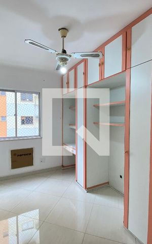 Apartamento à venda com 105m², 3 quartos e 2 vagasQuarto 1