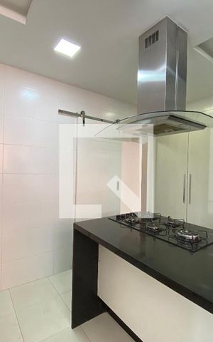 Apartamento à venda com 105m², 3 quartos e 2 vagasCozinha