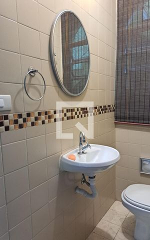 Casa à venda com 315m², 3 quartos e 2 vagas Casa à venda com 315m², 3 quartos e 2 vagasBanheiro
