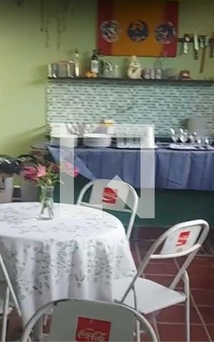 Casa à venda com 315m², 3 quartos e 2 vagas Casa à venda com 315m², 3 quartos e 2 vagasChurrasqueira